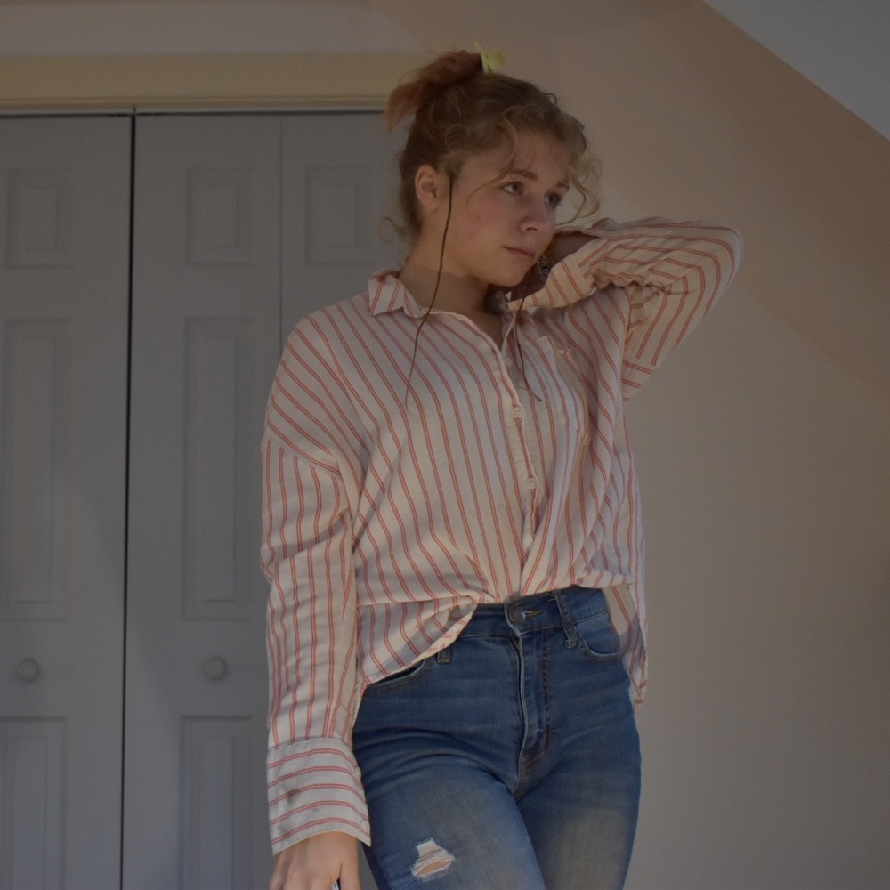 ⚡️ 3 for $15 ⚡️ A New Day pink and white stripe button up